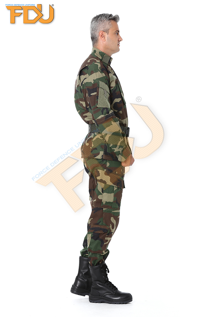 FDU-2054 Soldier Camouflage Suit