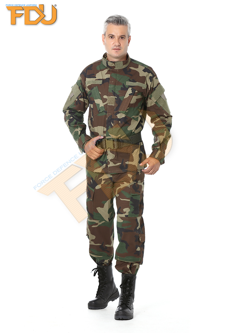 FDU-2054 Soldier Camouflage Suit