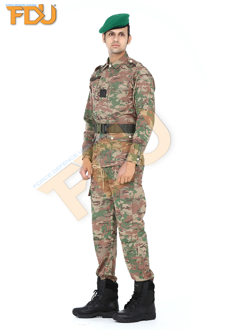 FDU-2067 Soldier Camouflage Suit